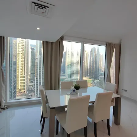 One Bedroom Apartment With Pool & Gym Near Marina Dubai Exterior photo