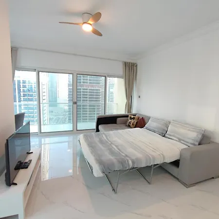 One Bedroom Apartment With Pool & Gym Near Marina Dubai Exterior photo